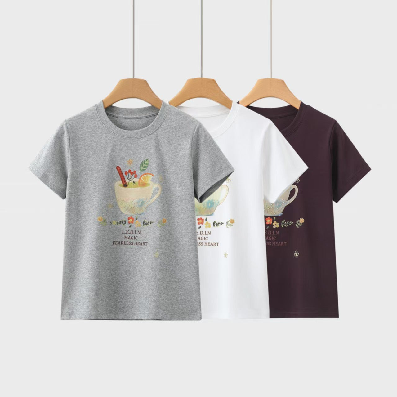 Retro Watercolor Teacup Print Short Sleeve T-Shirt Women's Summer Pure Cotton Round Neck Casual Age-Reducing Alphabet Lily Basic White Shirt