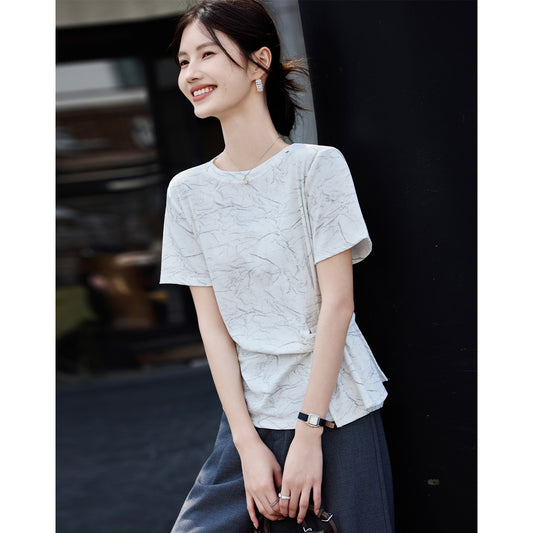 【デザイン感ウエストギャザーTシャツ女】26夏マーブルプリント通勤ミニ半袖トップス