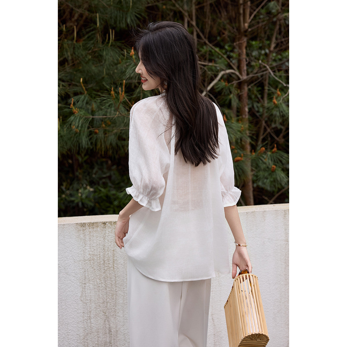 Women's Five-Minute Flare Sleeve Blouse 2026 Summer Sweet Design Ruffled V-Neck Top Including Linen